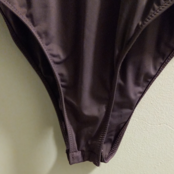 Purple stretchy bodysuit can also be worn as a bathing suit - Picture 2 of 3